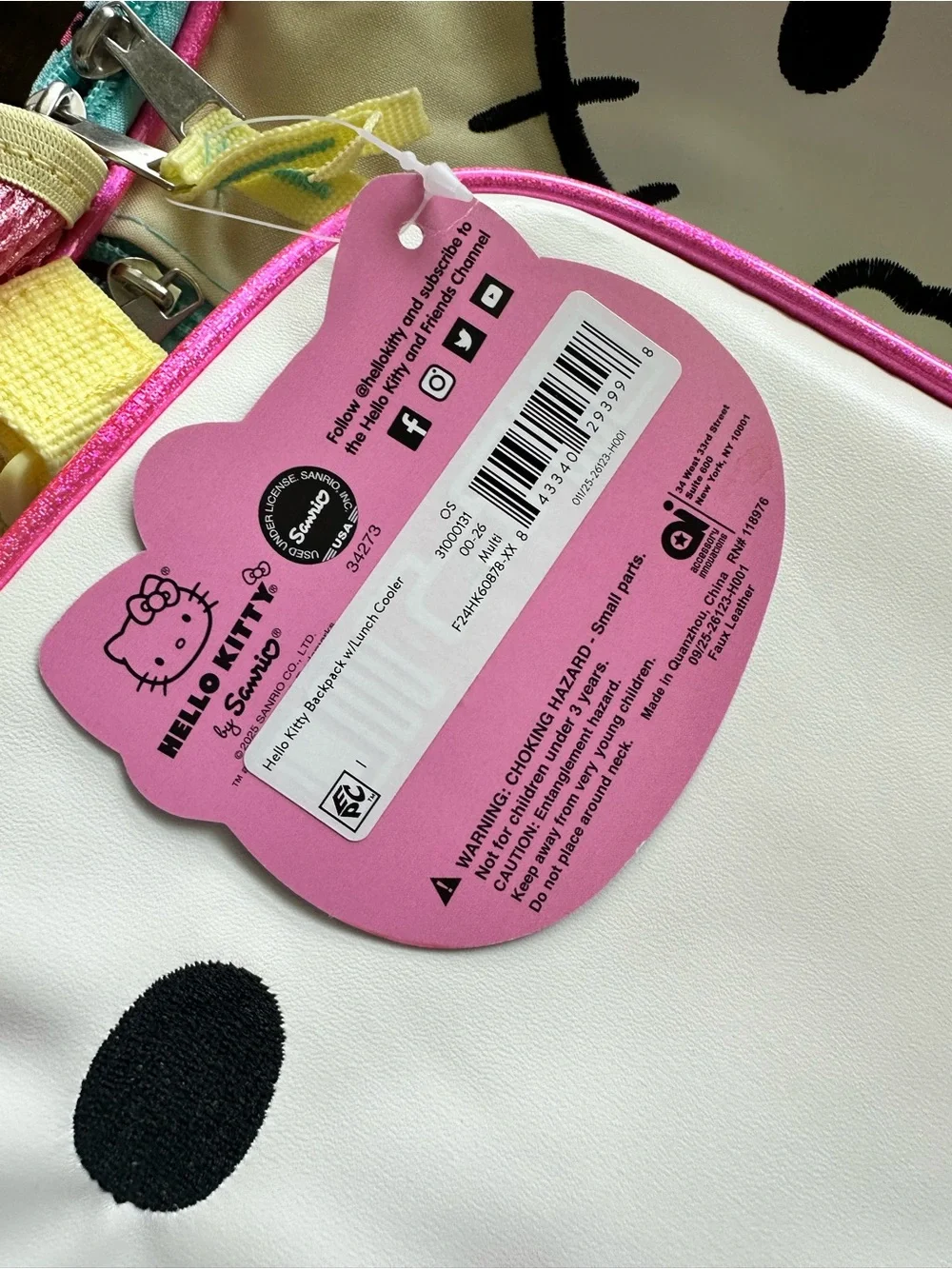 NWT Hello Kitty Girls Teens Pastel Color Backpack and a Lunchbox